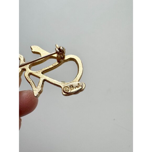 Vintage B.J. BEATRIX JEWELRY Gold Tone Blue Red Rhinestone Praying Angel Brooch - Picture 5 of 7